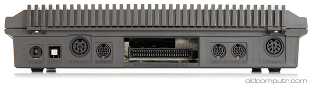 Commodore 116 - Back
