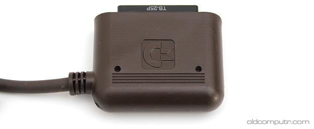 commodore_8296d-keyboard_connector