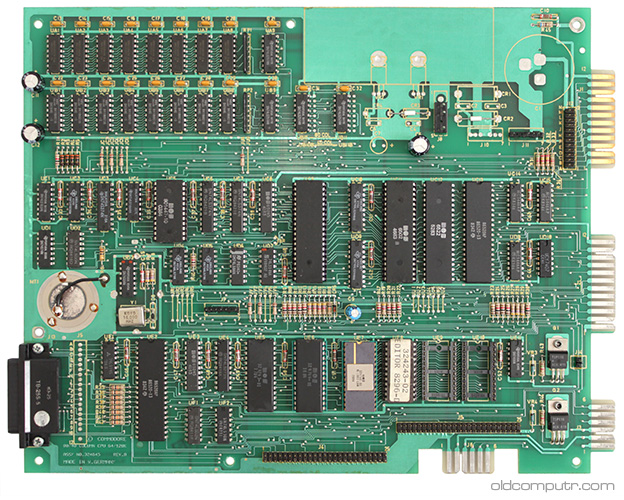 Commodore 8296-D - Motherboard